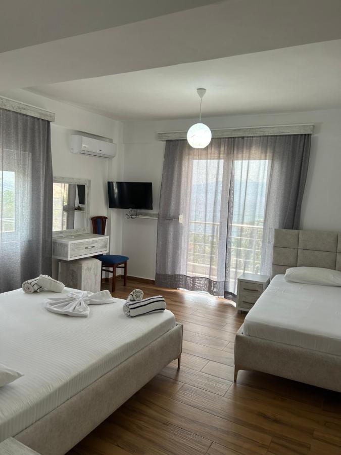 Eri Rooms Sarande Exterior photo