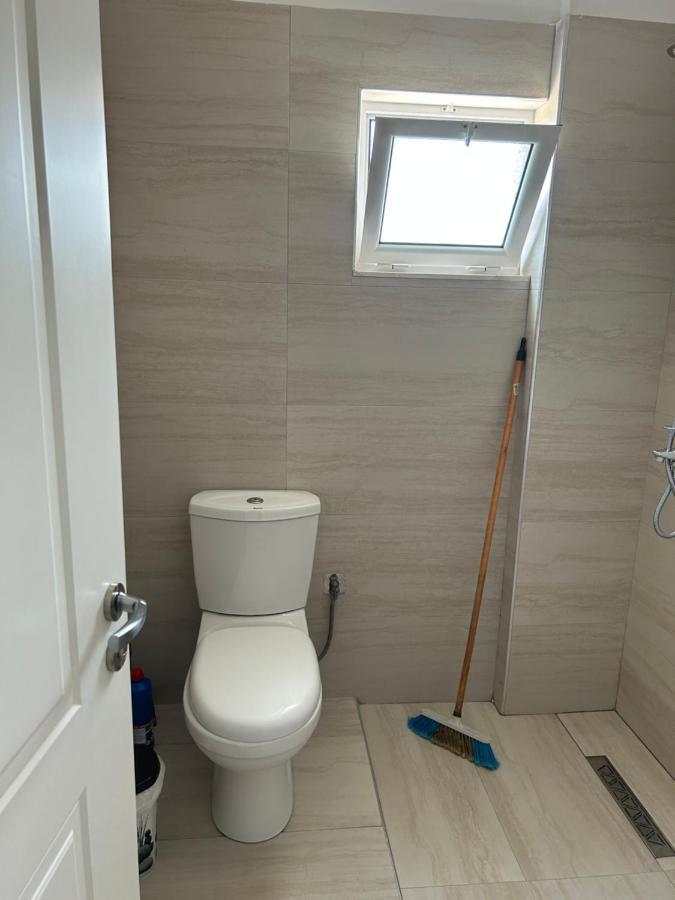 Eri Rooms Sarande Exterior photo