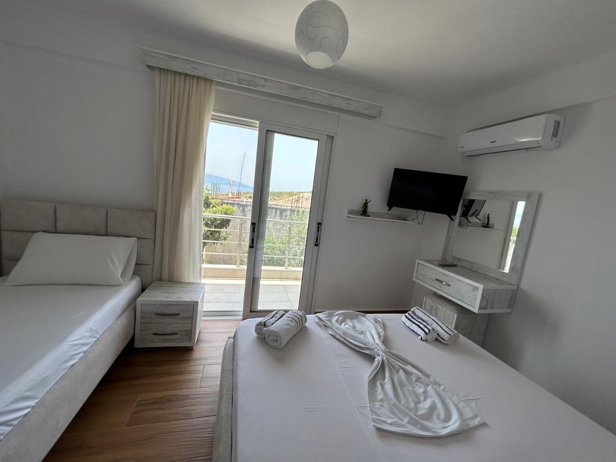Eri Rooms Sarande Exterior photo